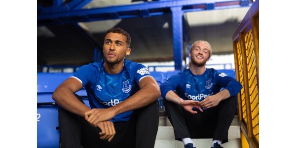 Everton F.C 2019-20 temporada camisa em casa lançado